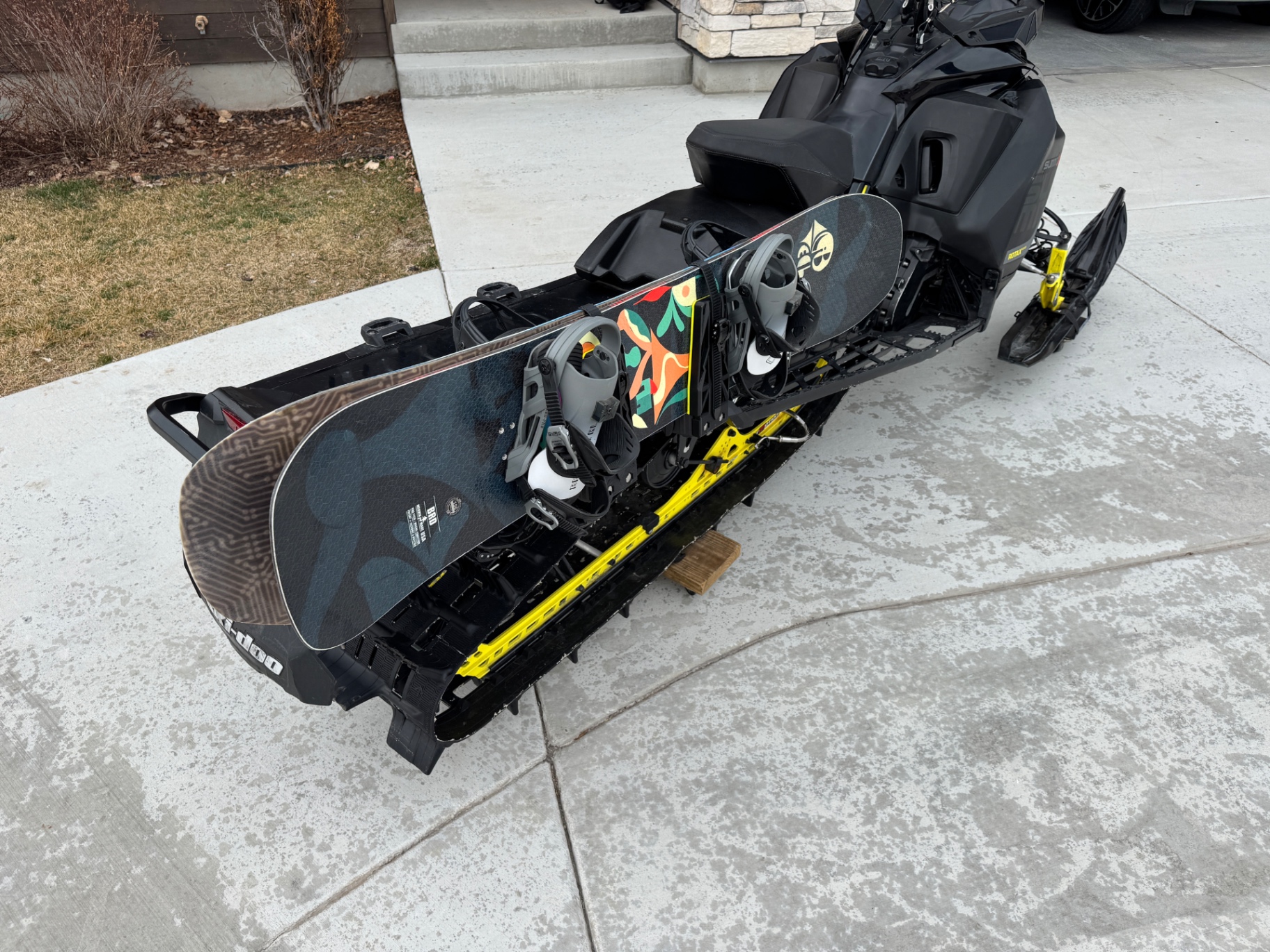 Snowmobile Rear View Vise Racks | LinQ Snowmobile Snowboard Rack for Ski-Doo